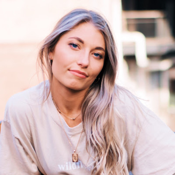 Meet your Posher, Cody - Picture 1 of 1